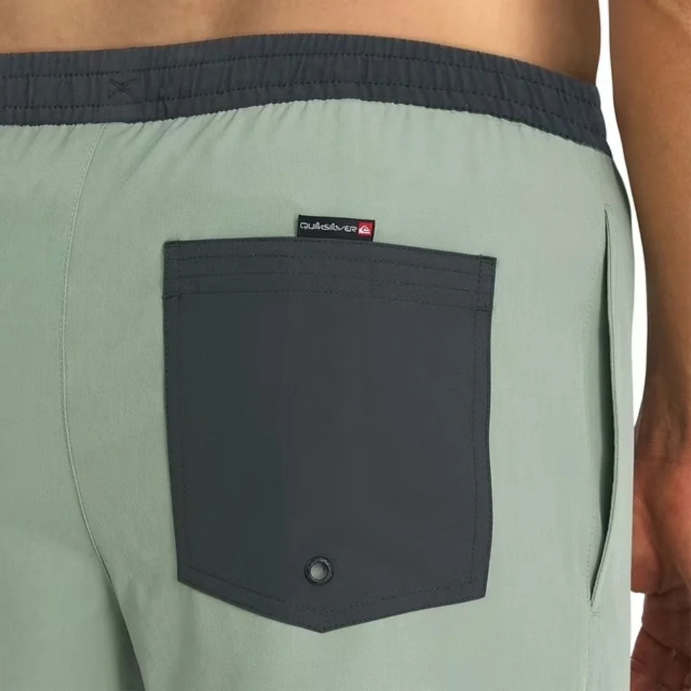 NWT Quiksilver Mens Swim Trunks Green Size L Stretch UPF 50 Regular Fit